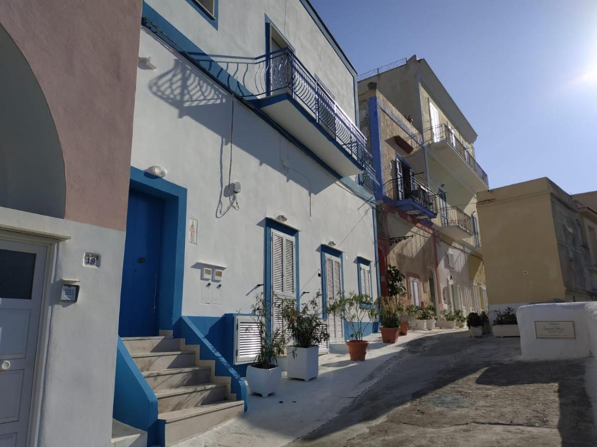 Scala Blu - Immobilevante Ponza Bagian luar foto
