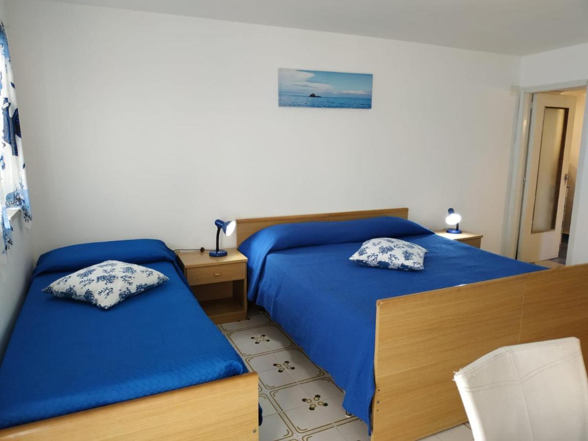 Scala Blu - Immobilevante Ponza Bagian luar foto